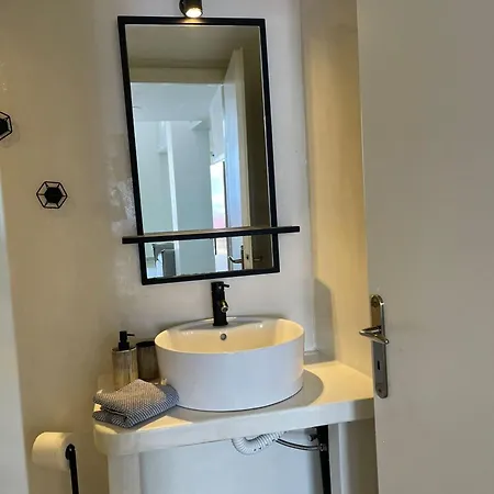 Stella's Loft In Center Of Apartment Tinos