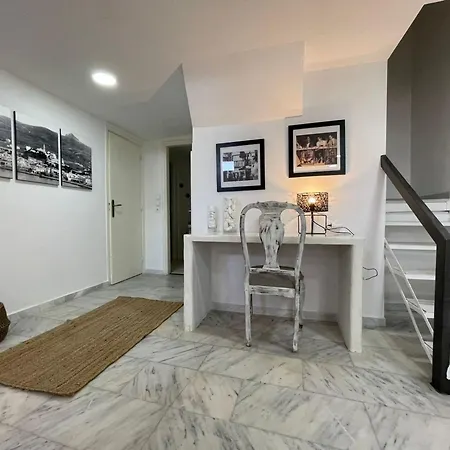 דירה Stella's Loft In Center Of Tínos
