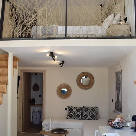דירה Stella's Loft In Center Of *